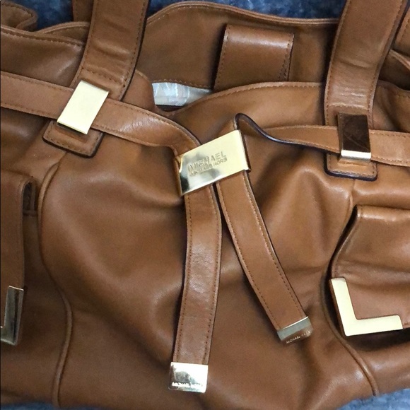 Michael Kors Handbag - Picture 2 of 8